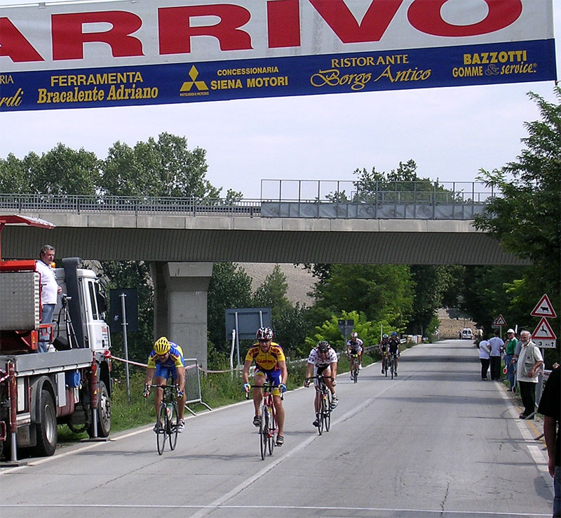 gal/2005/2005-10 Fondo Valdarbia 2005/4 - Arrivo giro lungo/DSCN2769-01.jpg